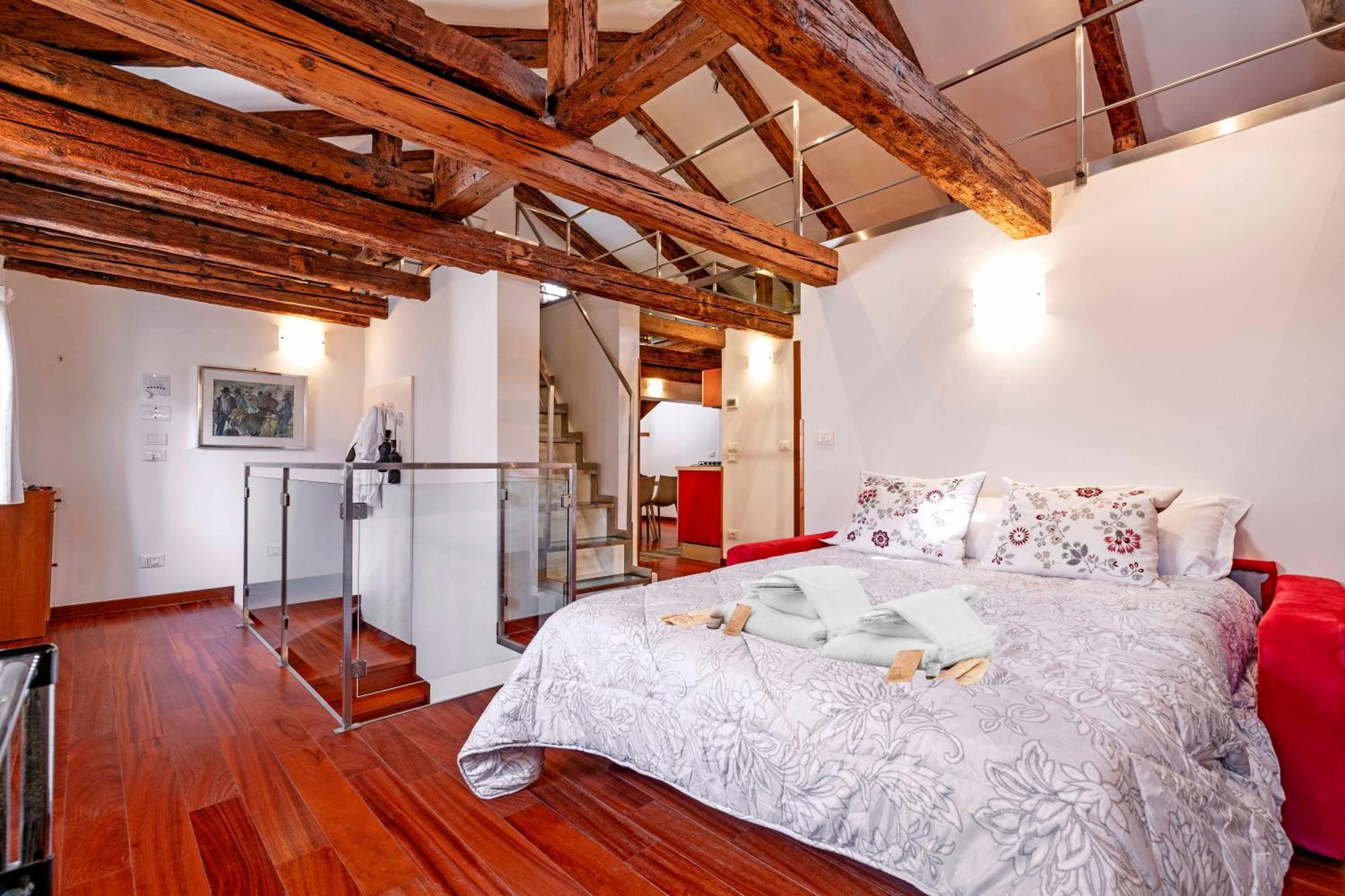 Glass House - Loft 2 Minutes To Rialto Bridge & View เวนิส ภายนอก รูปภาพ